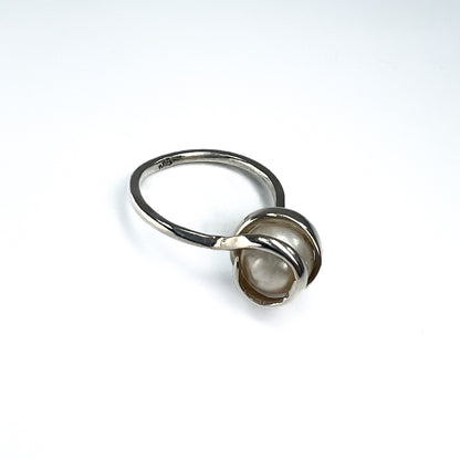 Trapped Pearl Ring
